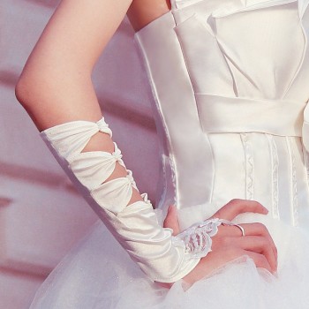 新款新娘手套 婚纱手套 长款带指绸缎冬季手套
