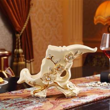 欧式家居陶瓷工艺品创意红酒架 酒吧酒柜陶瓷摆件婚庆礼品